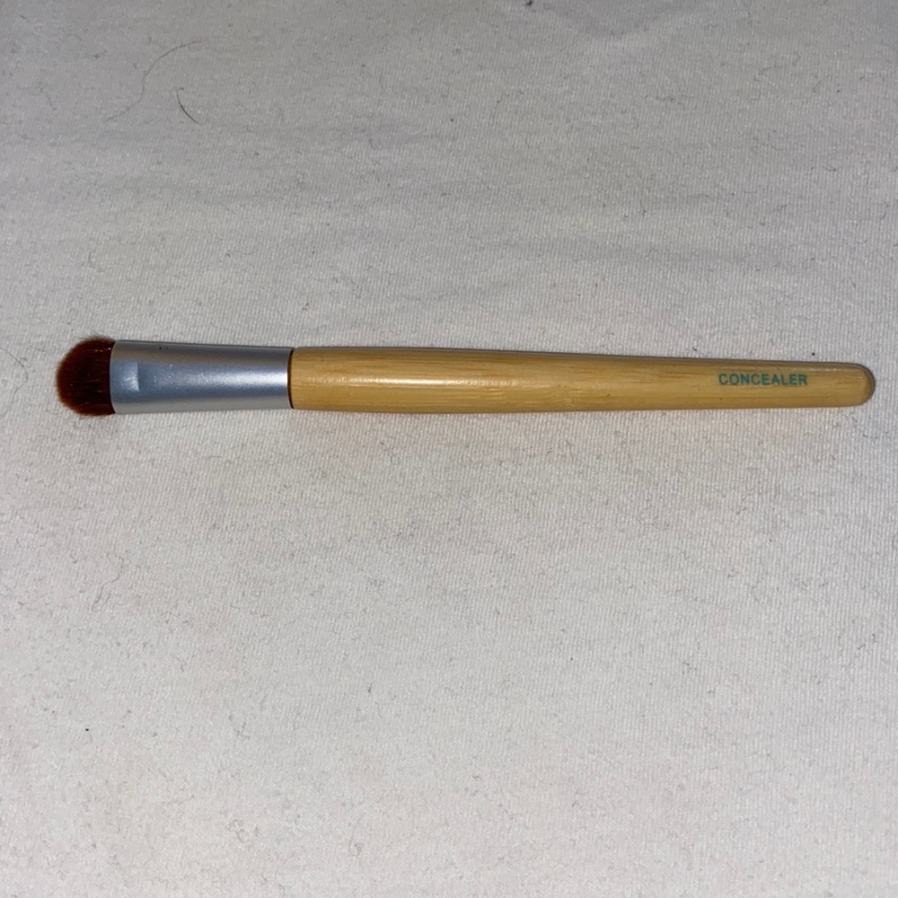 Concealer Brush